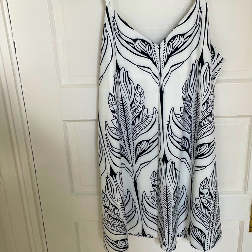 Black and White Floral dress